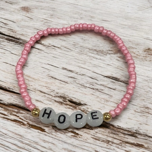 HOPE Letter Bead Stretch Bracelet Glow in the Dark - Picture 1 of 5